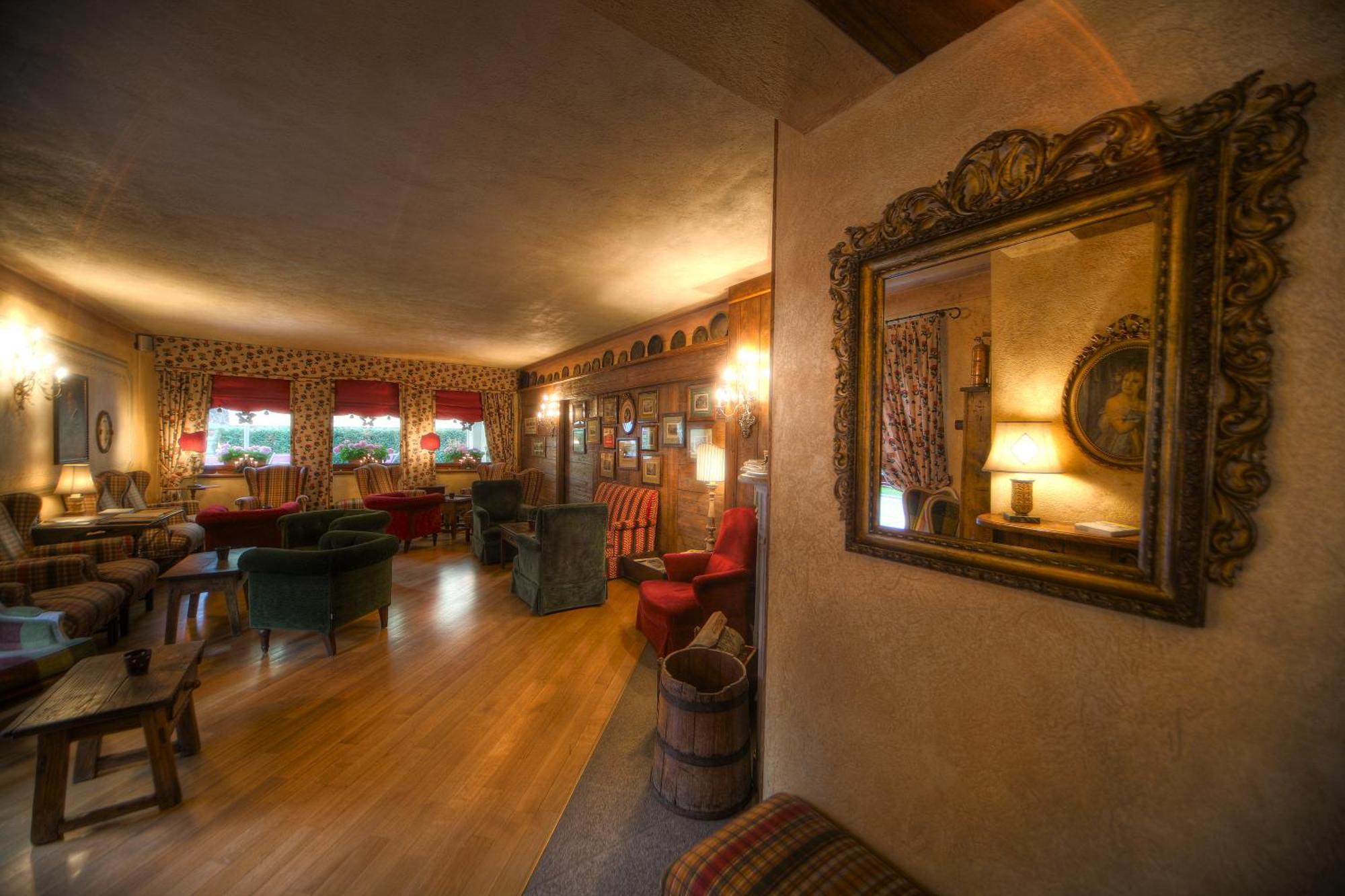 Villa Novecento Romantic Hotel - Estella Hotel Collection & Experience Courmayeur Eksteriør billede